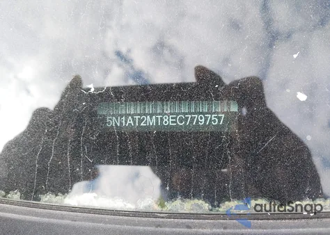 2014 Nissan Rogue S z USA, uszkodzony, nr VIN 5N1AT2MT8EC779757